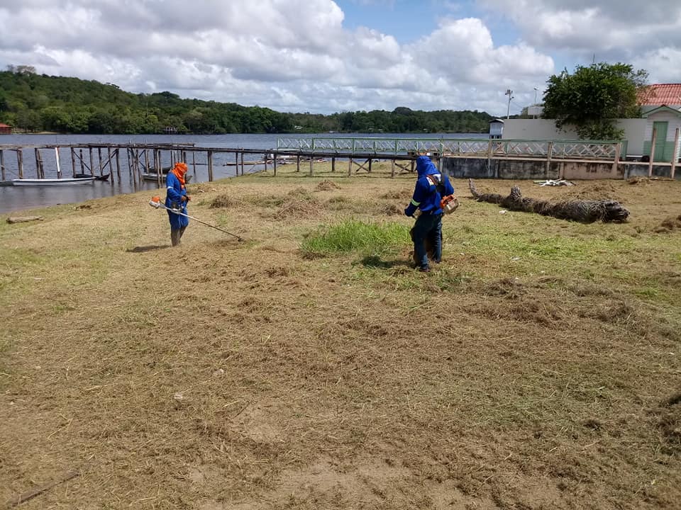 OS SERVIÇOS DE LIMPEZA URBANA ESTÃO SENDO INTENSIFICADOS A CADA DIA